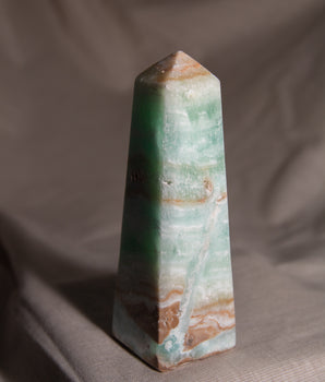 Blau-grüner Aragonit Turm ArT2