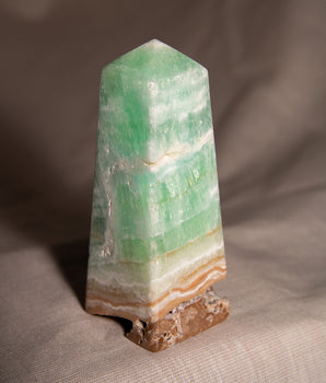 Blau-grüner Aragonit Turm ArT1