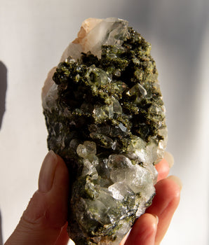 "Forest Quartz" Epidot x Bergkristall Cluster
